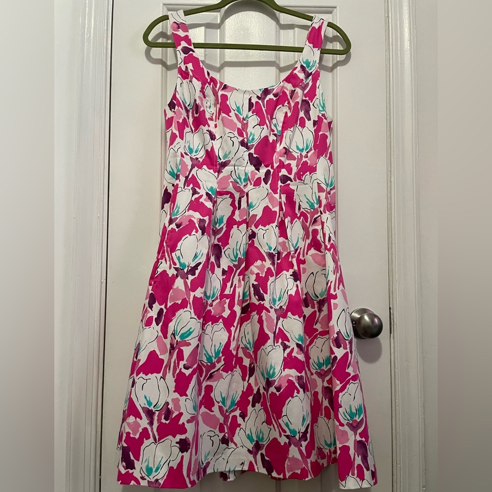 Anne Klein Pink Floral Dress with Pockets.